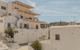 Merichas Sea View Suites